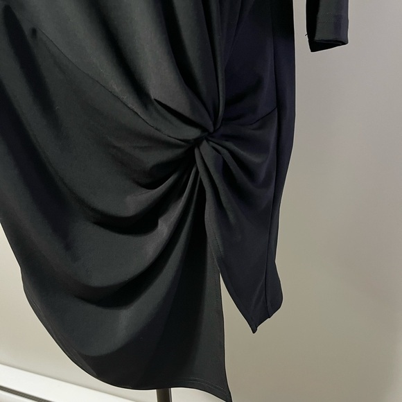 Sympli Side Twist Tunic Black 3/4 Sleeve - Picture 6 of 13